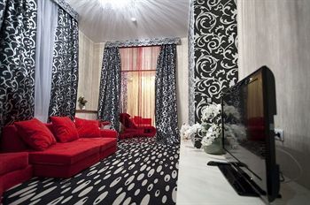 Deluxe Kupava Hotel